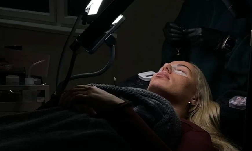 Image 3: Lashlifting oder Wimpernverlängerung mit 2D- bis 6D-Volumentechnik