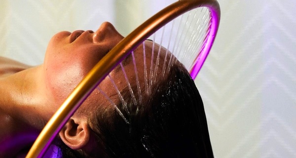 Wycisz ciało, obudź zmysły: rytuały Head Spa inspirowane filozofią Zen