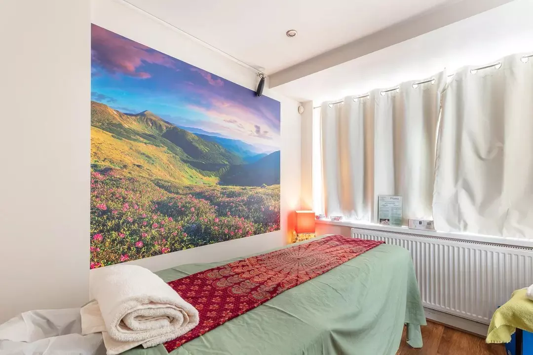 30-minutes Massage - Head, Neck, Back and Shoulders, and More