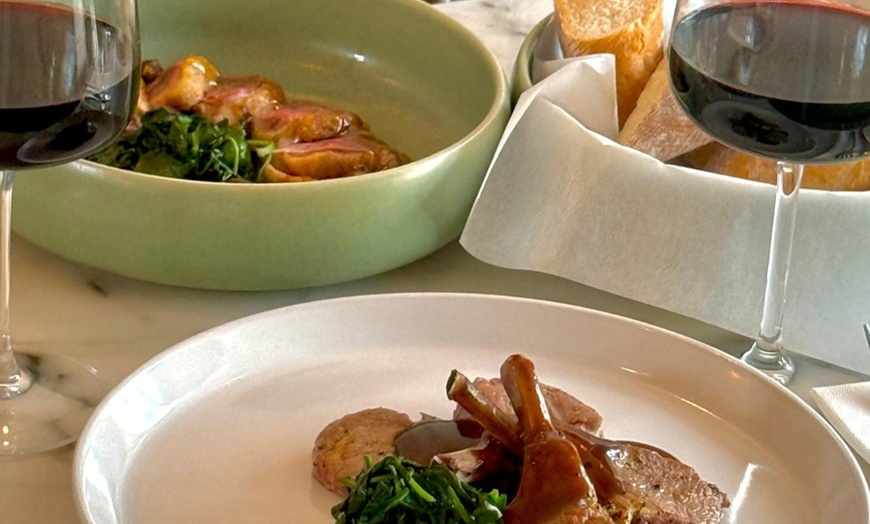 Image 3: Thursday Dinner: 3-Course Meal for 2–4 with Wine, Beer or Soft Drink