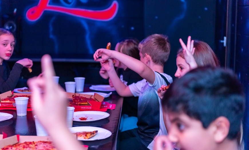 Image 2: Up to 25% Off on Party - Children's at Laser Quest Hatfield