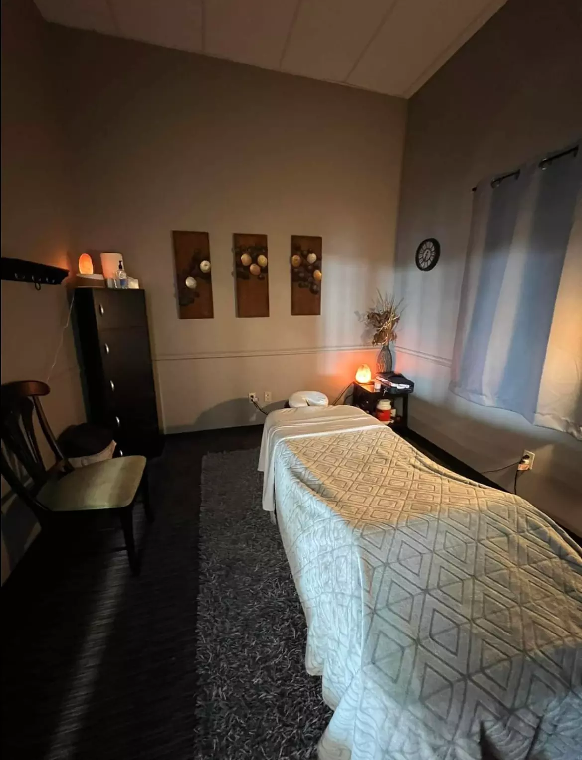 Up to 45% Off on Full Body Massage at Healer's Method