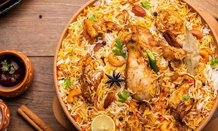 Menu indien/pakistanais au choix pour 2 personnes au Royal Tandoori 34