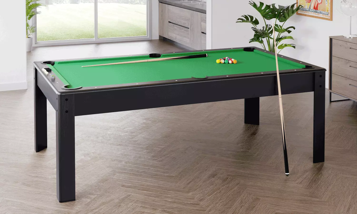 Billard convertible en table à manger avec accessoires de SOKKER
