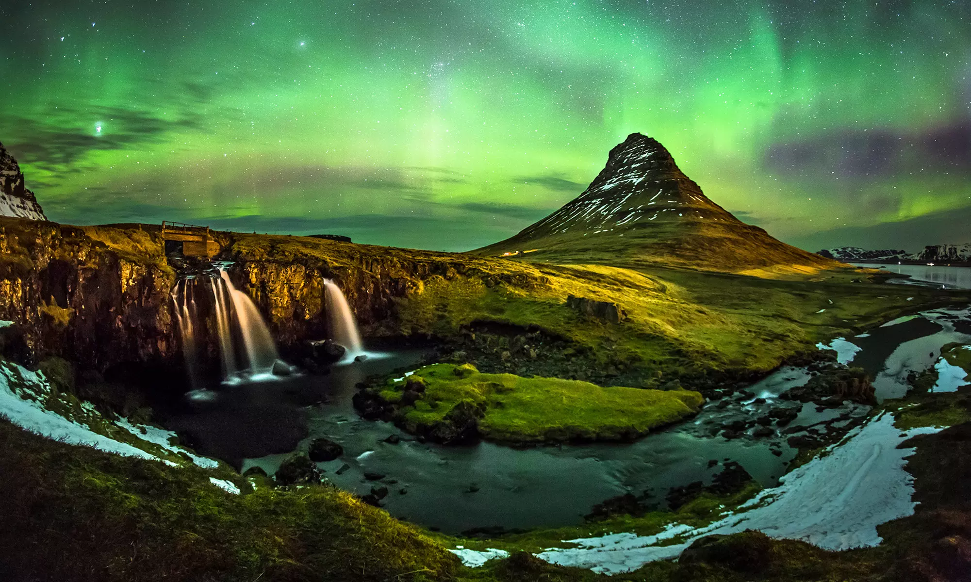 ✈ 7-Day Iceland Trip with Airfare from Gate 1 Travel. Price/Person Based on Double Occupancy (Buy 1 Groupon/Person). - Primary Image