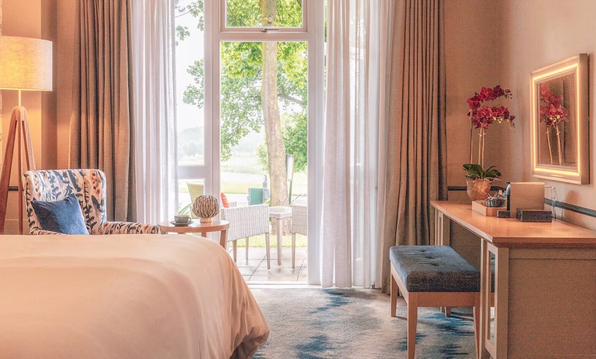 Image 6: North Warwickshire: 4* Stay with Breakfast and 3-Course Buffet Dinner