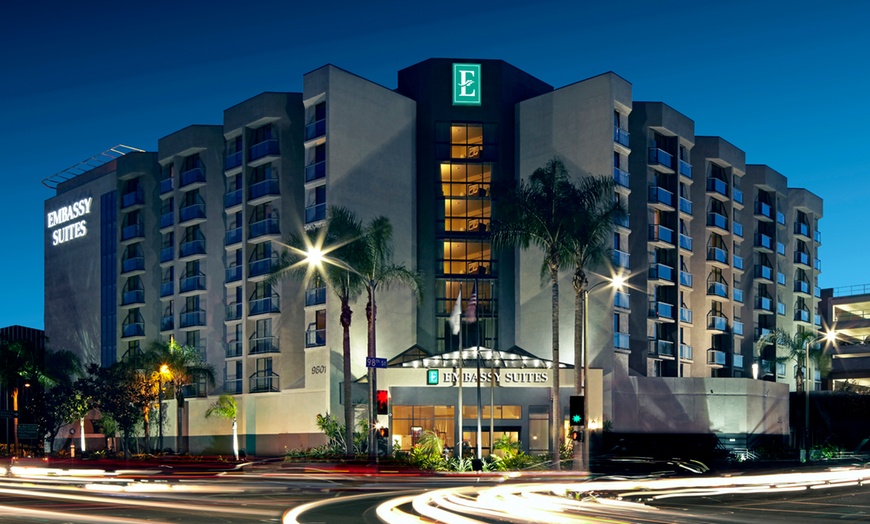 Image 13: Member-Only Deal: Embassy Suites by Hilton LAX North