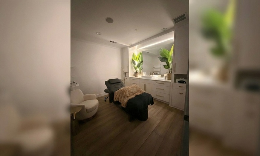 Image 3: One, Two, or Three Brazilian Wax w/w/o Other Body Parts Waxing Session