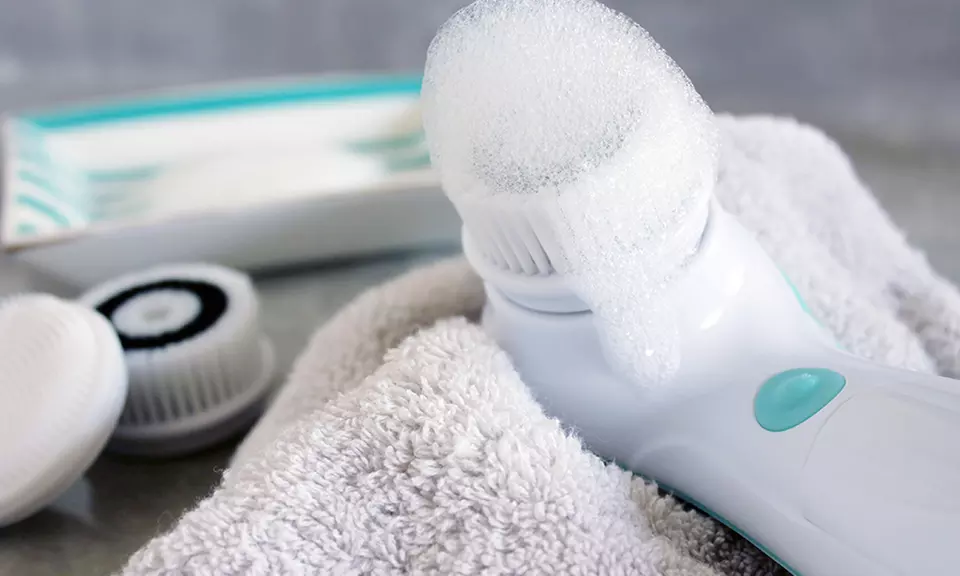 Ultimate Skin Spa Facial Cleanser and Massaging Brush System with Travel Case - Second Medium