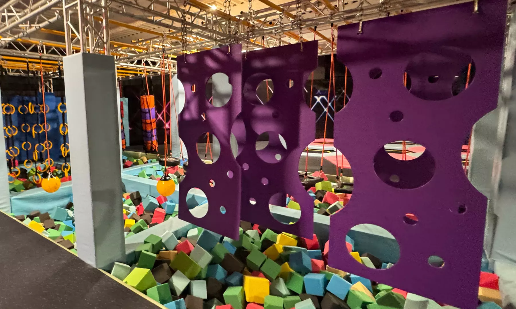 1 hora de saltos en parque de colchonetas World Jump para 1 persona