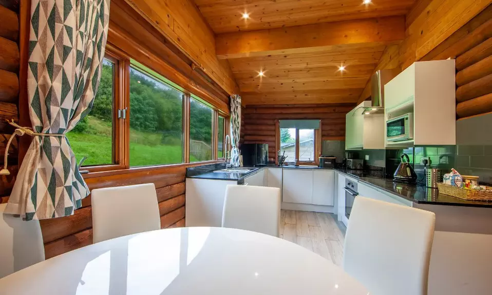 Portsonachan – 2-3 Nights for Up to 6 with Optional Hot Tub & Sauna