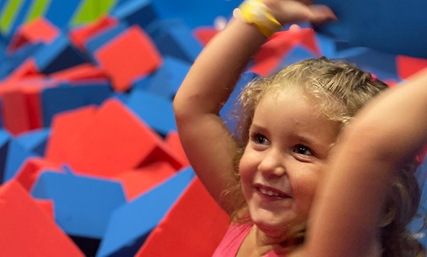 Image 4: Campamento Climbat Kids Thader con monitores, actividades y almuerzo