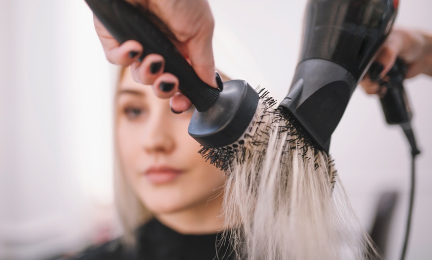 Image 2: Achieve Smooth, Frizz-Free Hair with Variety of Hair Services
