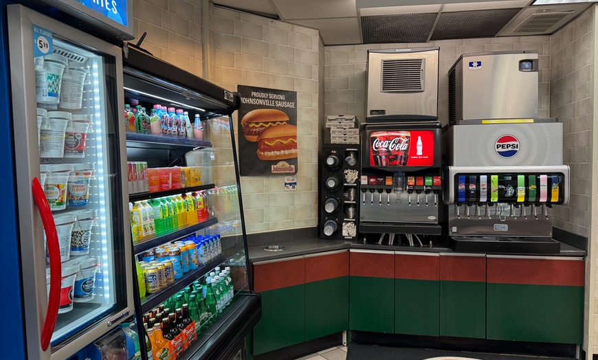 Image 4: One Month of the Drink Up Club: Includes 25¢ Off Per Gallon of Gas