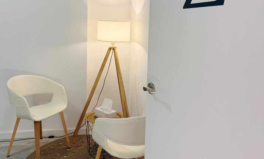 Image 6: Certificado médico y psicotécnico con fotos para conducir o trabajar