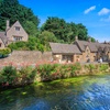 Image 12: Explore Cotswolds: All Entries, Lunch & Premium Seating Tour for All