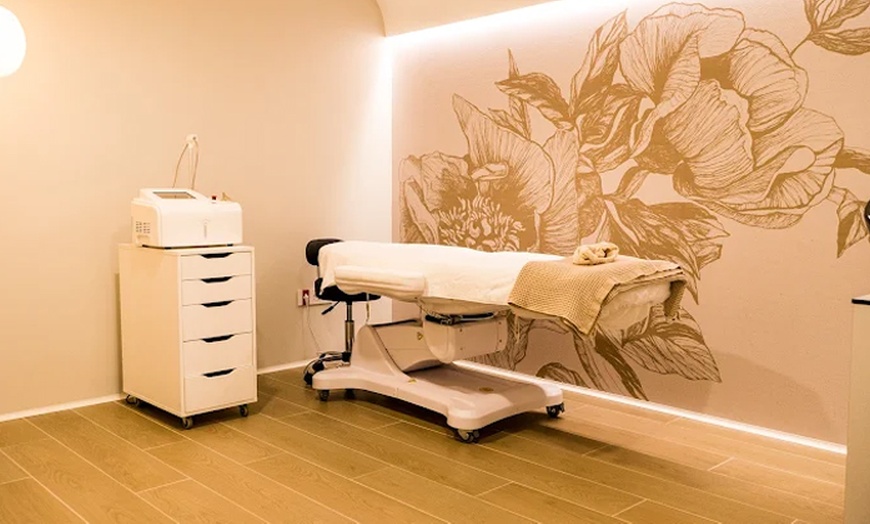 Image 4: Redefine tu mirada: lifting de pestañas y/o laminado de cejas