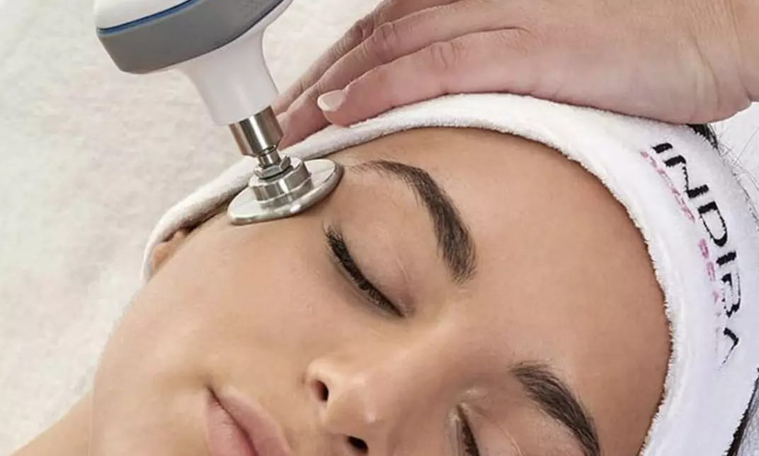 Limpieza facial con punta de diamante, 1 o 3 sesiones