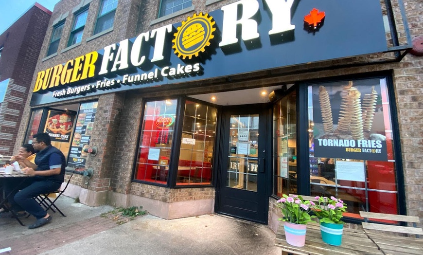 Image 2: Couple Meals, Family Sharing Feasts, Party Packs / Food & Drink Credit