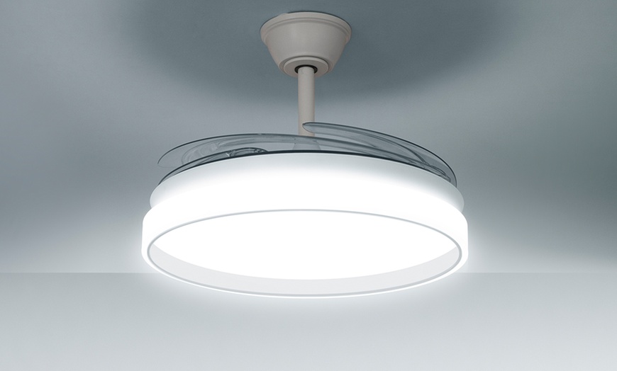 Image 2: Ventilateur de plafond, lumière LED, 4 pales rétractables Innovagoods