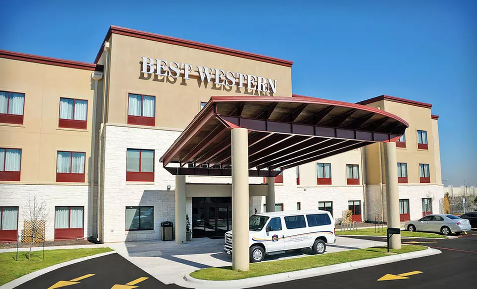 Stay at Best Western Plus Austin Airport Inn & Suites in Austin, TX - Second Medium