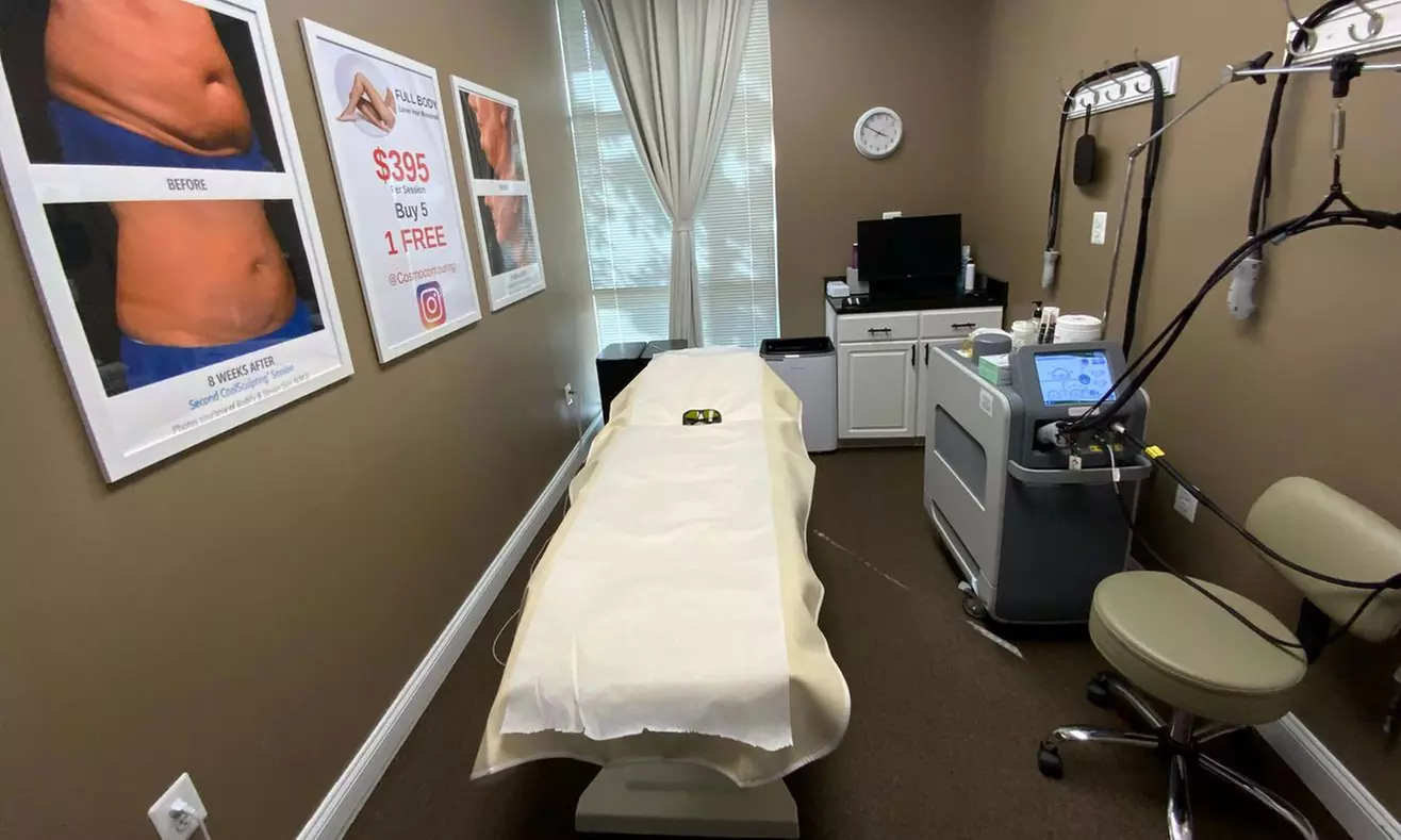 Signature Facial at Cosmopolitan Contouring (Up to 55% Off)