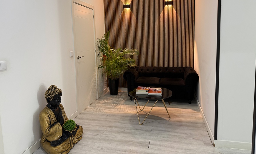 Image 8: 1 o 2 sesiones de 30 min de radiofrecuencia facial en Clínica Rivera