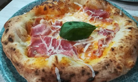 Menu con giropizza, dolce e bevanda a scelta per 2 persone all'American Big Burger (sconto fino a 40%)