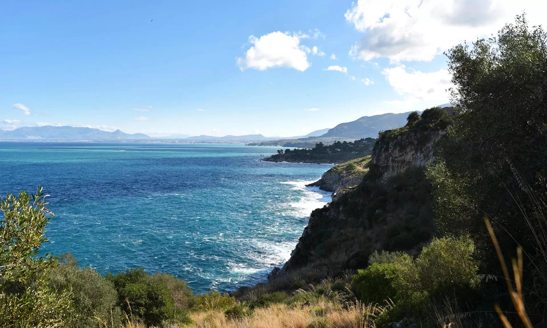 ✈ Sicily Road Trip with Flights, Car & Stay