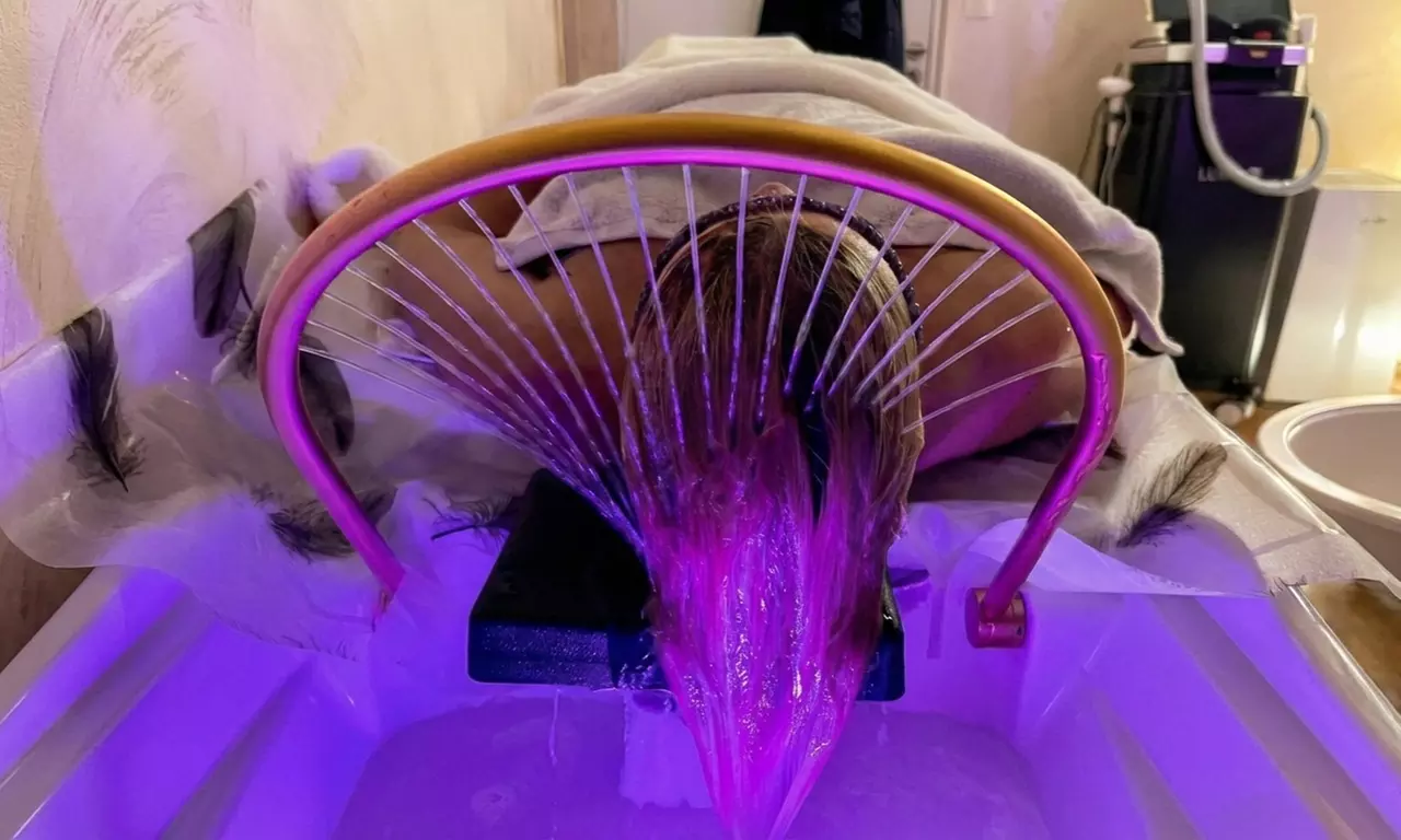 Rituel de head spa au choix de 30, 45 min, 1h ou 1h10 avec séchage inclus (jusqu'à 46% de remise) - Primary Image