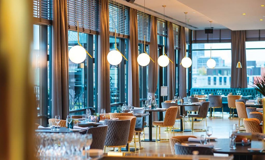 Image 1: Moments gourmands à L’Atelier du Sélys Van Der Valk