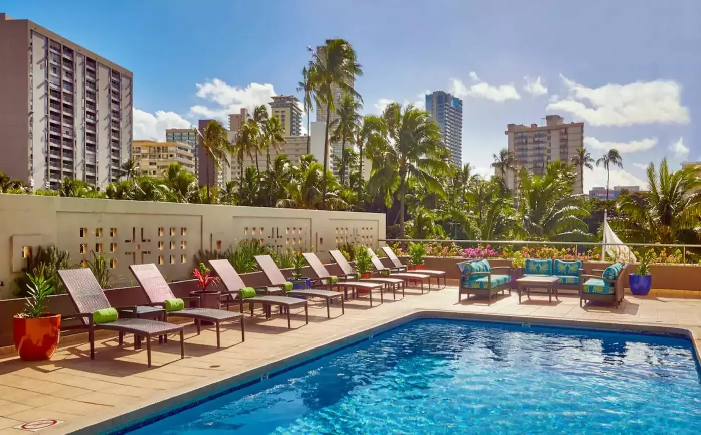 ✈ 4-Day Hawaii Vacation with Air from Great Value Vacations