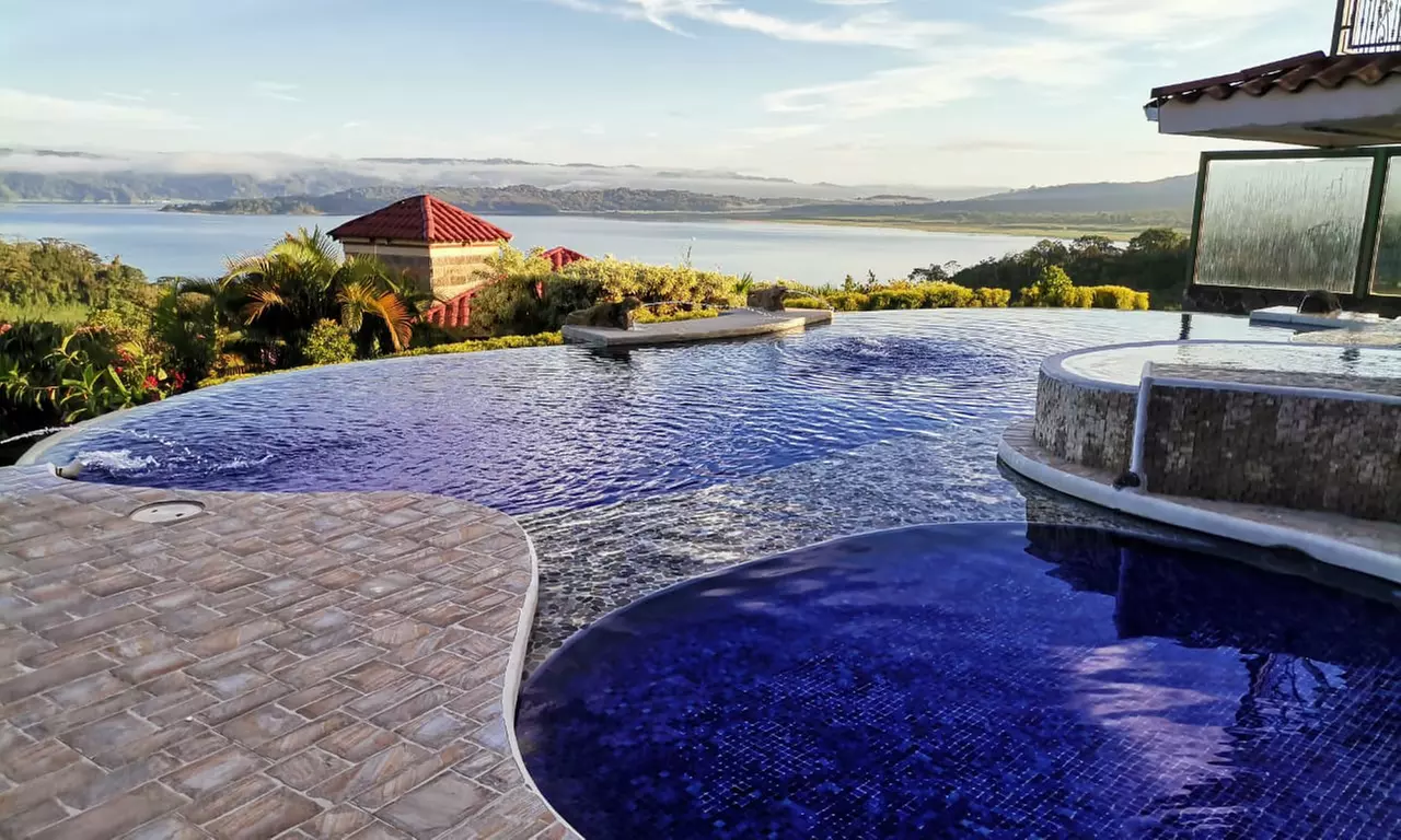 ✈5-Night Costa Rica Volcano & Beach Vacation w/ Air from Travel by Jen