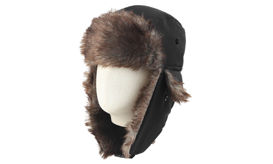 Image 5: Faux Fur Wind-Resistant Trooper Hat