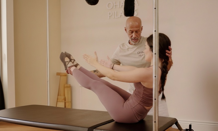 Image 7: 2, 4 o 6 clases de 1 hora de pilates con máquinas Reformer