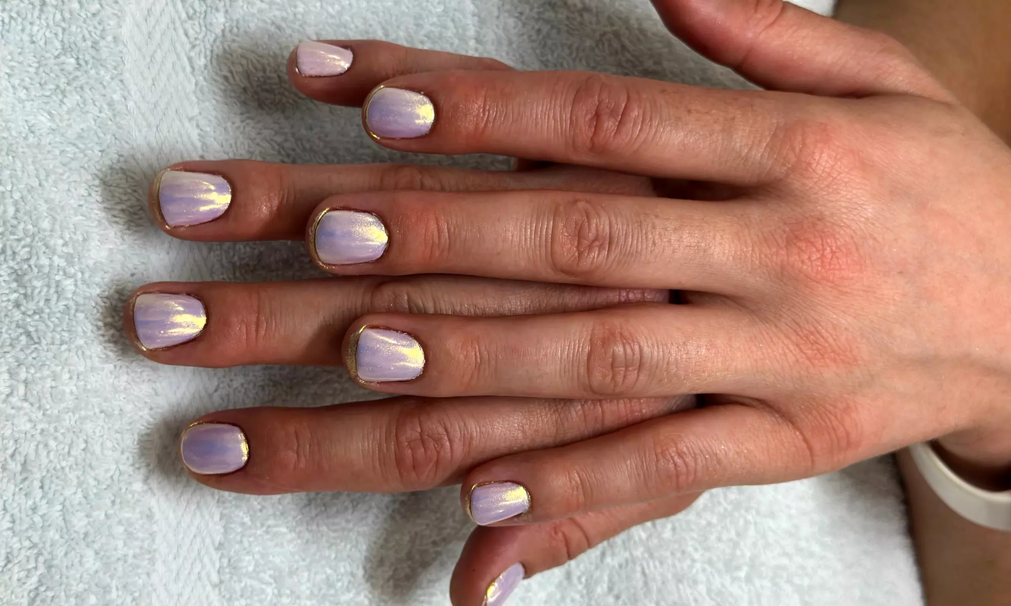 Pamper Yourself with a Soothing Mani-Pedi Experience