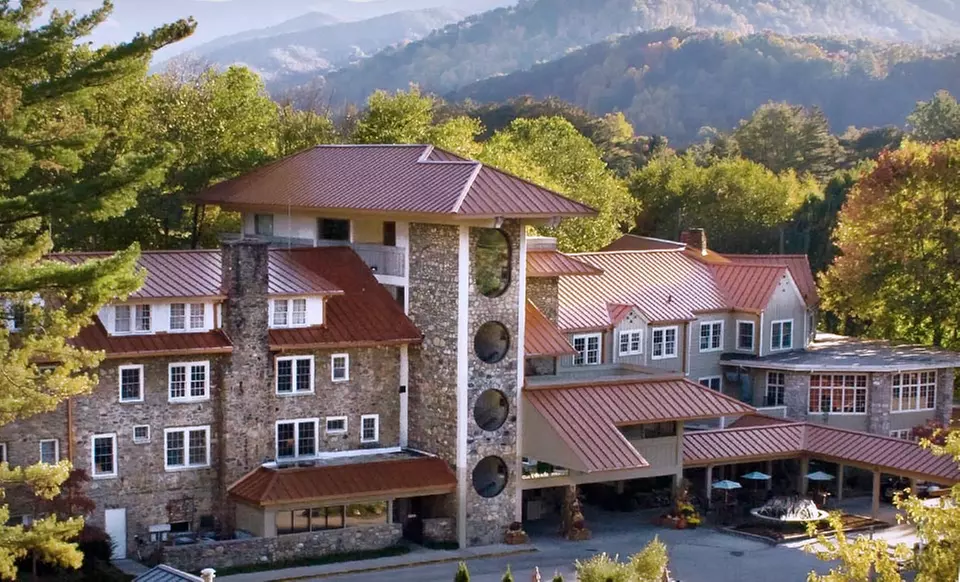 Two-Night Stay with Daily Breakfast at Waynesville Inn Golf Resort and Spa in Waynesville, NC - Primary Image