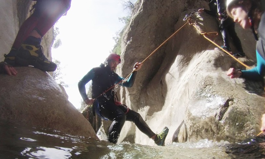 Image 1: Puenting, descenso de barrancos, espeleología o vía ferrata