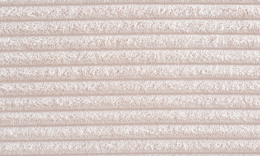 Image 8: Canapé modulable 3 ou 4 places avec pouf en velours côtelé de Kocoon