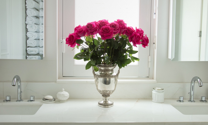 Image 1: Rosaholics - Stunningly Unique Rose Bouquets & Exotic Flower Arrangements Up to 74% Off on Flower Delivery
