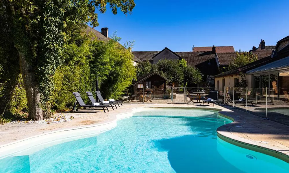 PROCHE DIJON | Saint-Seine-l'Abbaye - Logis Relais De La Source 3*