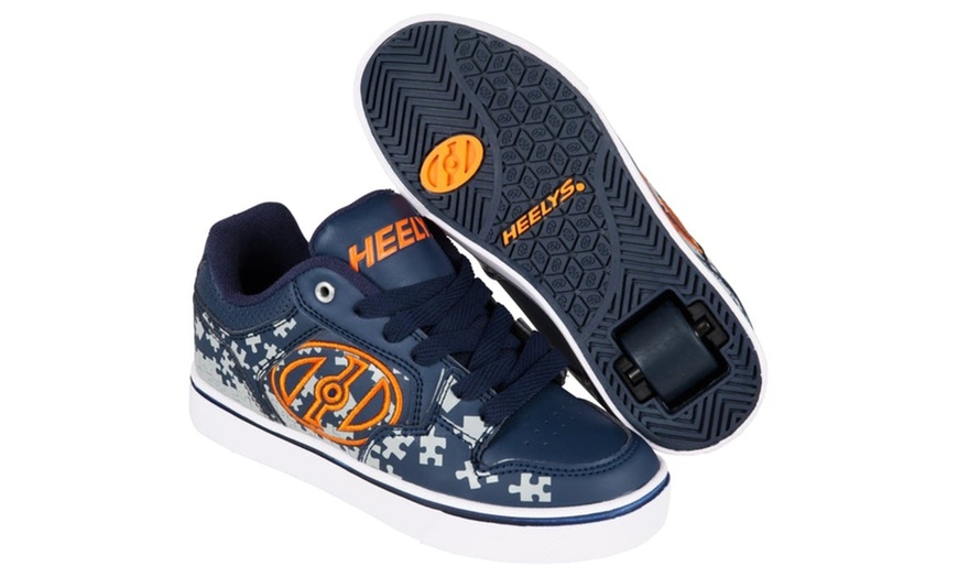 Image 4: Heelys Two-in-One Shoes