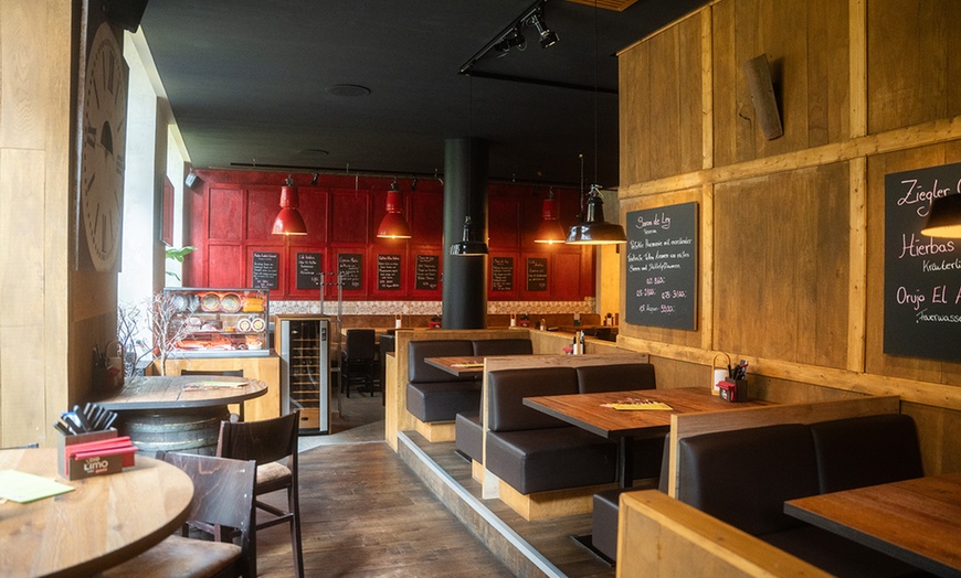 Image 8: Candlelight Steak Royal Deluxe Menü in 3 Gängen für 2 oder 4 Personen