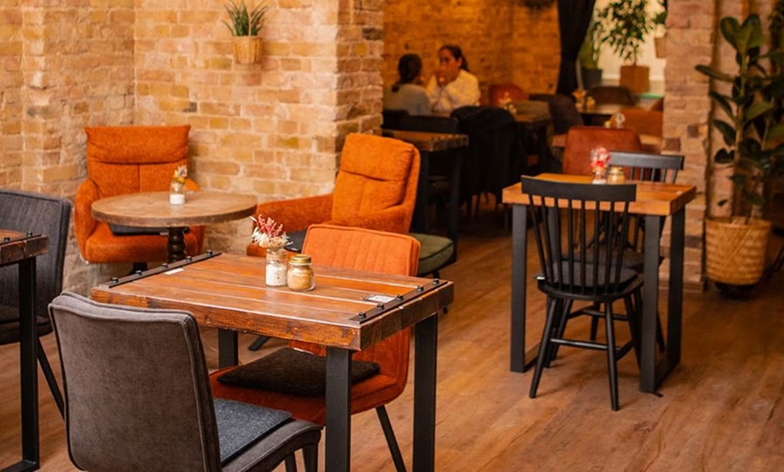 Image 4: Reichhaltige gesunde Bowl nach Wahl inklusive Dessert für 1-4 Personen