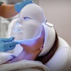 Image 1: Higiene facial, con microdermoabrasión, radiofrecuencia y máscara led