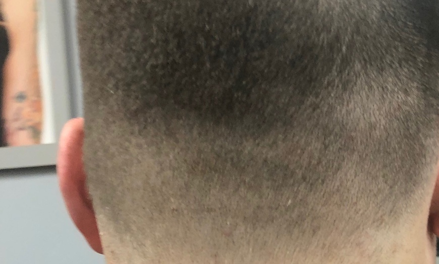 Image 4: Buzz or Scissor & Clipper Cut for Adults – Clean, Easy Style
