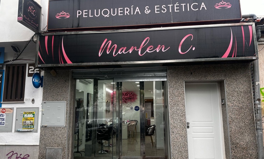 Image 3: Sesión de manicura y/o pedicura con esmaltado normal o semipermanente