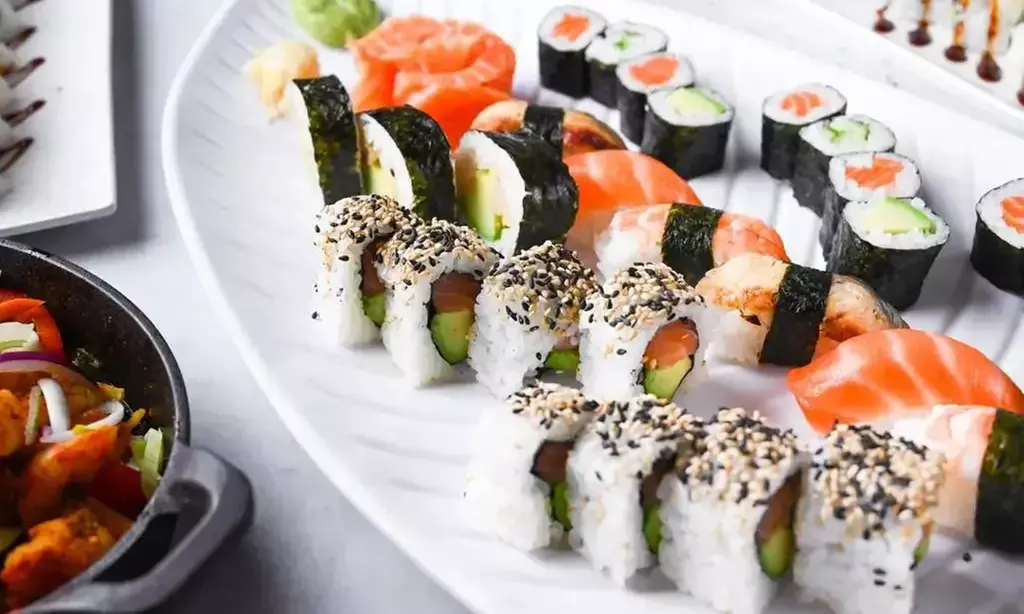 Exklusives Sushi-Menü in 3 Gängen für 2 oder 4 Personen
