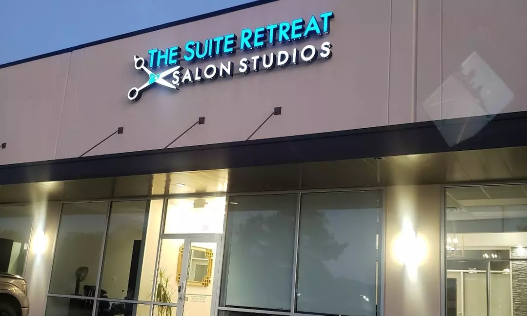 Get Smooth, Shiny Hair with Silk Press, Haircut, Conditioning!