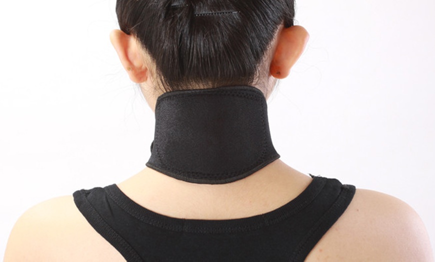 Image 5: Magnetic Tourmaline Neck Pad